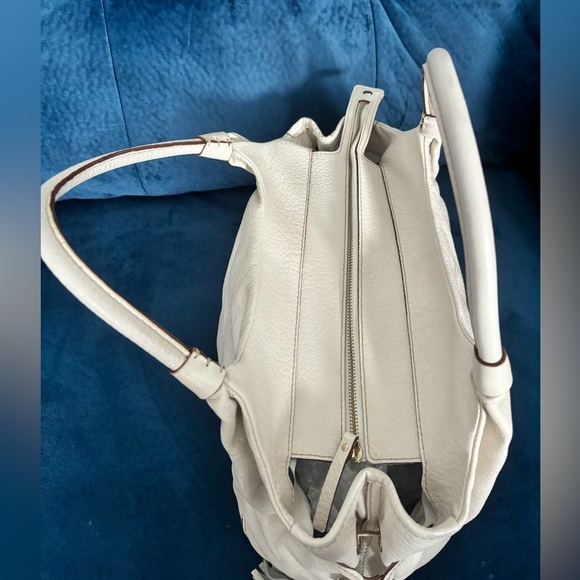 Kate Spade Berkshire Road Stevie Satchel White Pebbled Leather Tassles Boho EUC - Picture 6 of 16